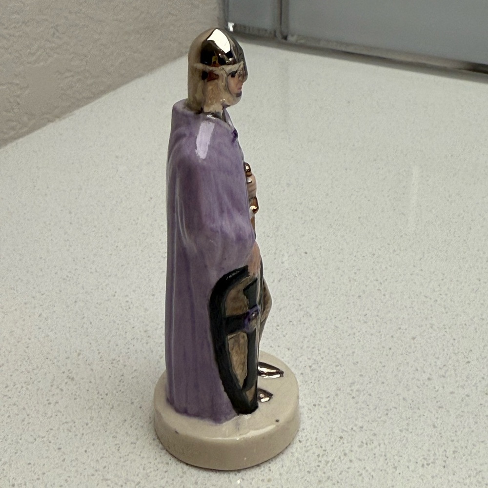 Vintage Chess Piece Alberta Molds Ceramic 1973 Hand Painted Pawn - Picture 6 of 11